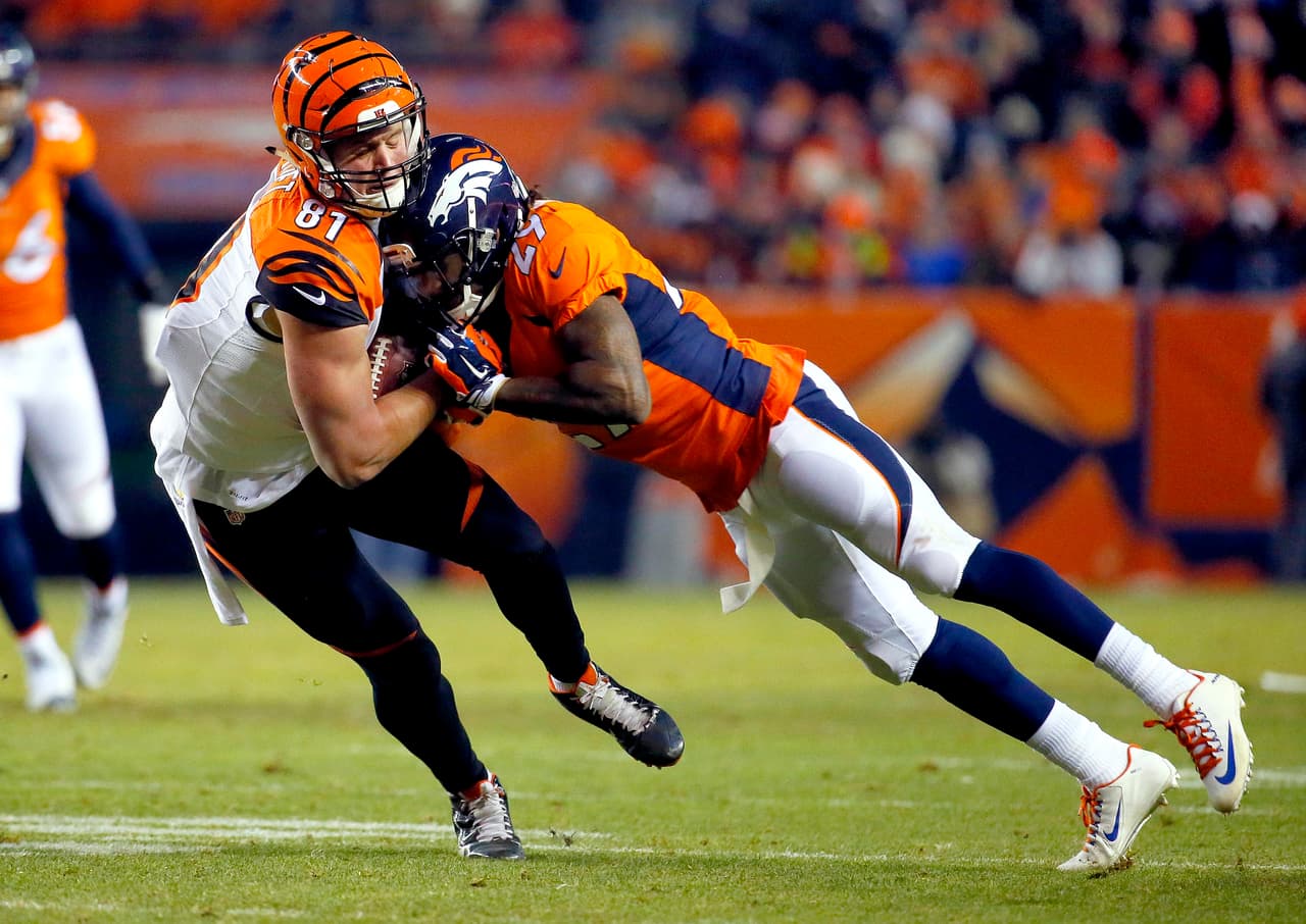 Los Denver Broncos vencieron 20-17 en tiempo extra a los Cincinnati Bengals y con ello amarraron un boleto para los playoffs.