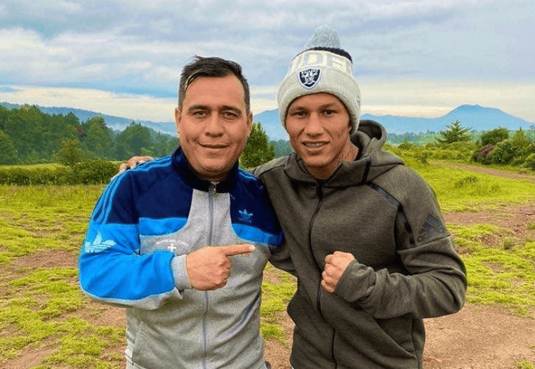 Esquina de 'Alacrán' Berchelt advierte a Eddy Reynoso y Valdez