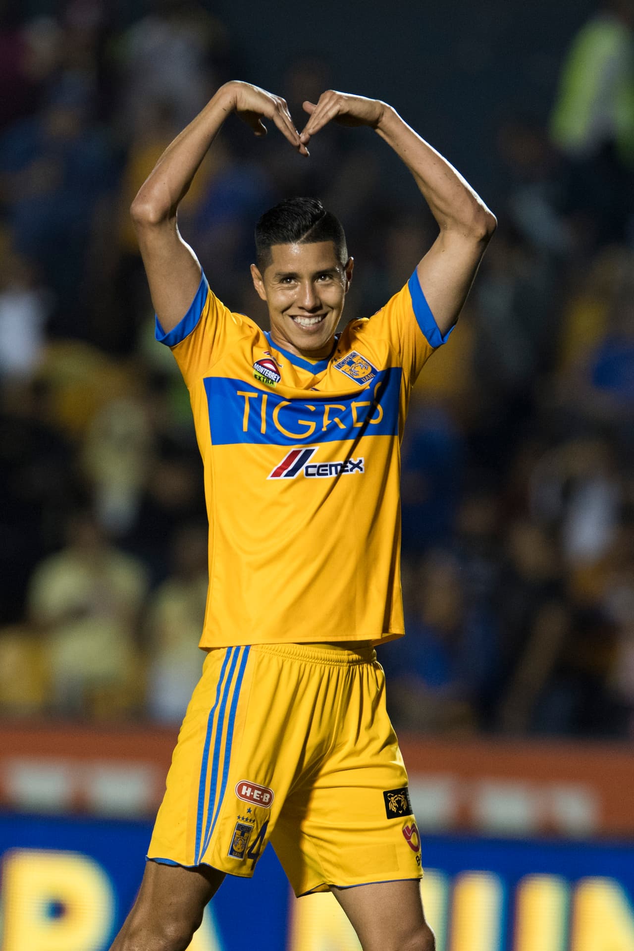 <b>Tigres - Hugo Ayala </b>(México)