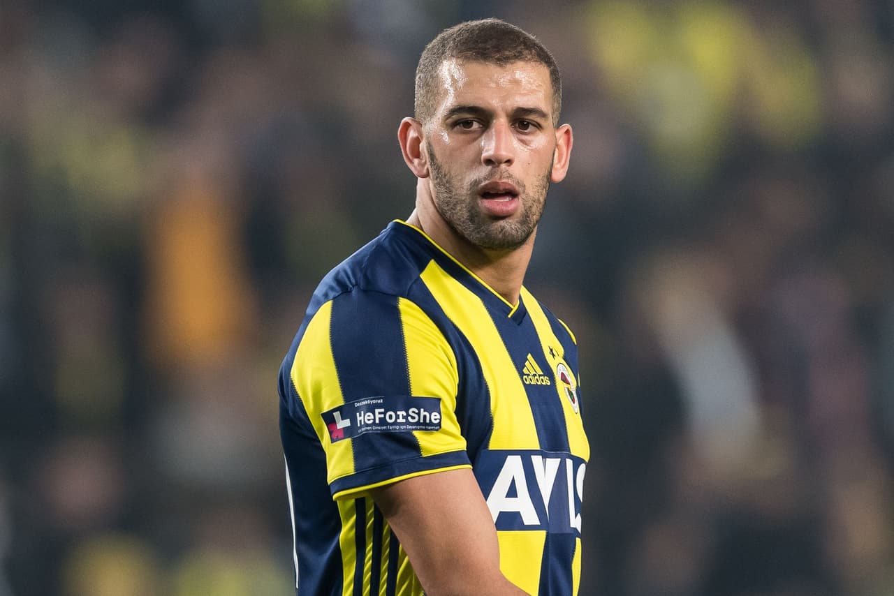 El Southampton estaría interesado en el delantero Islam Slimani quien actualmente juega para el Fenerbahce.
