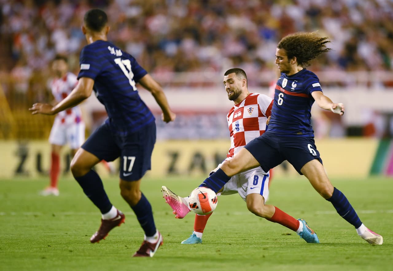 Croacia empató 1-1 con Francia en actividad del Grupo 1 de la Liga A de la UEFA Nations League para sumar ambos sus primer punto; Adrien Rabiot y Andrej Kramaric los anotadores.