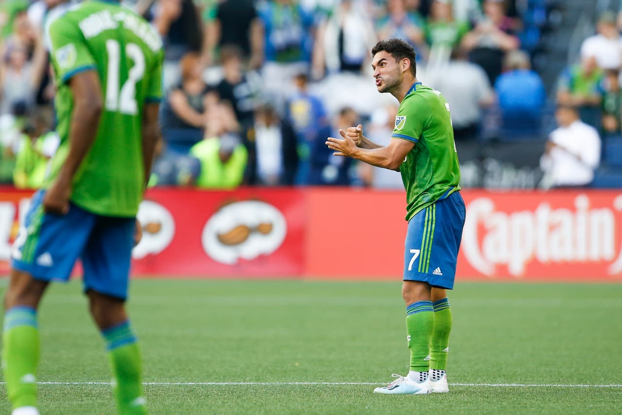 En partidazo por el subliderato del Oeste, fue un gol de Cristian Roldan de último minuto que le dio el triunfo a Seattle Sounders por 4-3. El volante del Team USA también había anotado previamente con un bombazo.