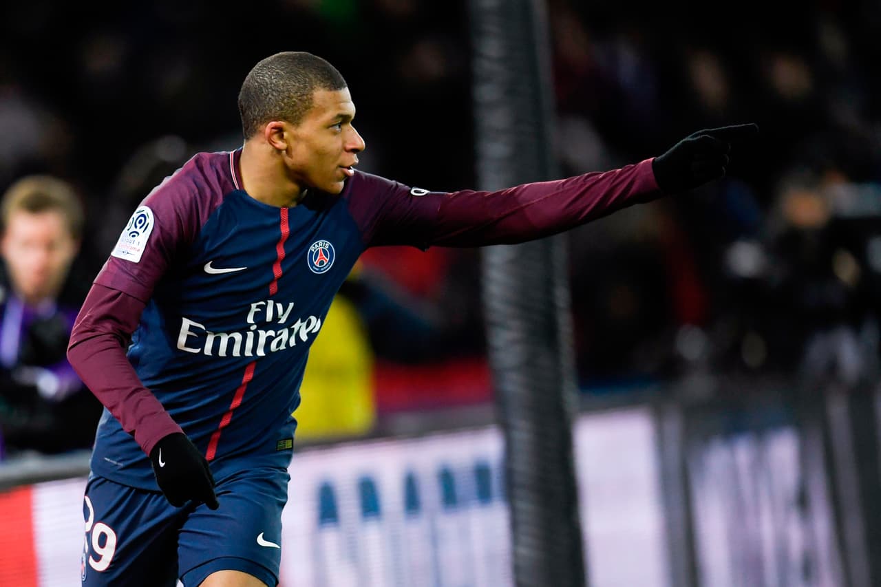 <b>3. Kylian Mbappé </b>(PSG) - 1.5 millones de euros