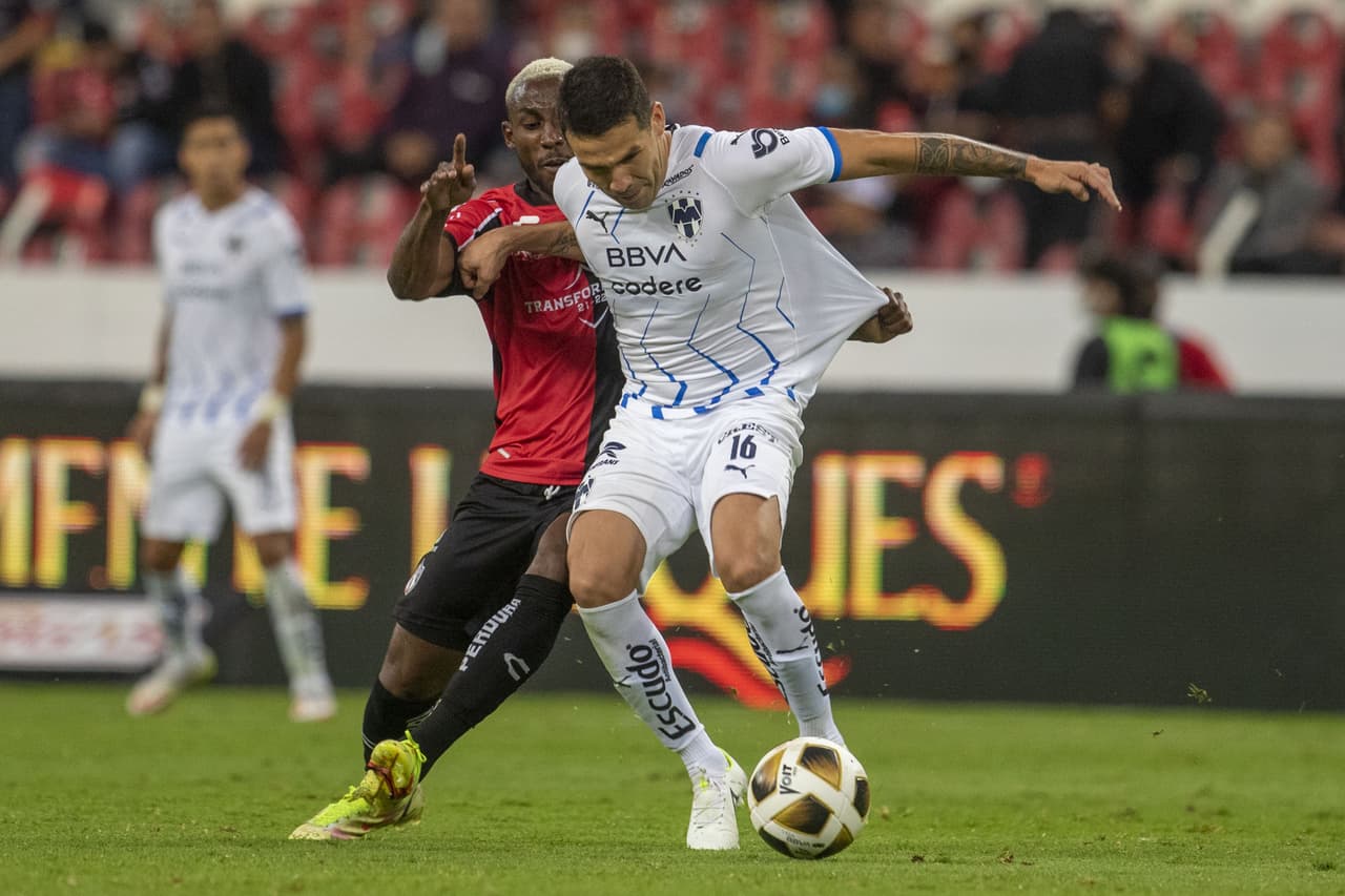 El resto del encuentro fue ríspido y muy disputado sin un claro dominador.