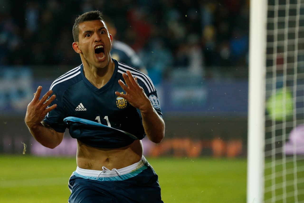 No fue sino hasta el minuto 56 cuando Pablo Zabaleta, le sirvió un gran pase a Sergio Aguero y éste se tendió para anotar un lindo gol de cabeza.