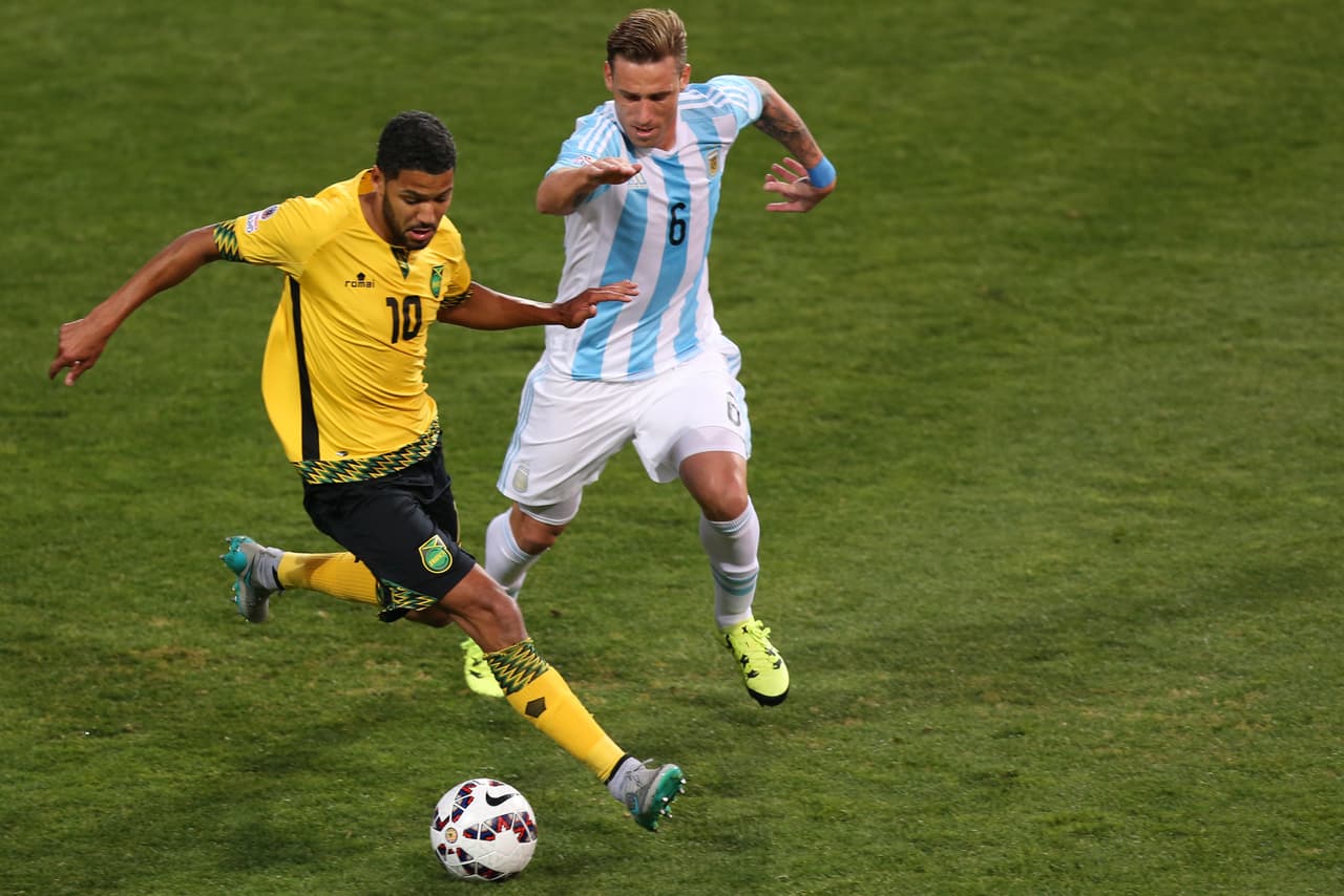 Joel Mc Anuff es el líder de Jamaica, es el motor del equipo y el juego de los jamaiquinos luce cuando la pelota pasa por sus piernas. Mc Anuff además tiene buena relación con el gol siendo frecuentes sus aportes en anotación para su equipo.