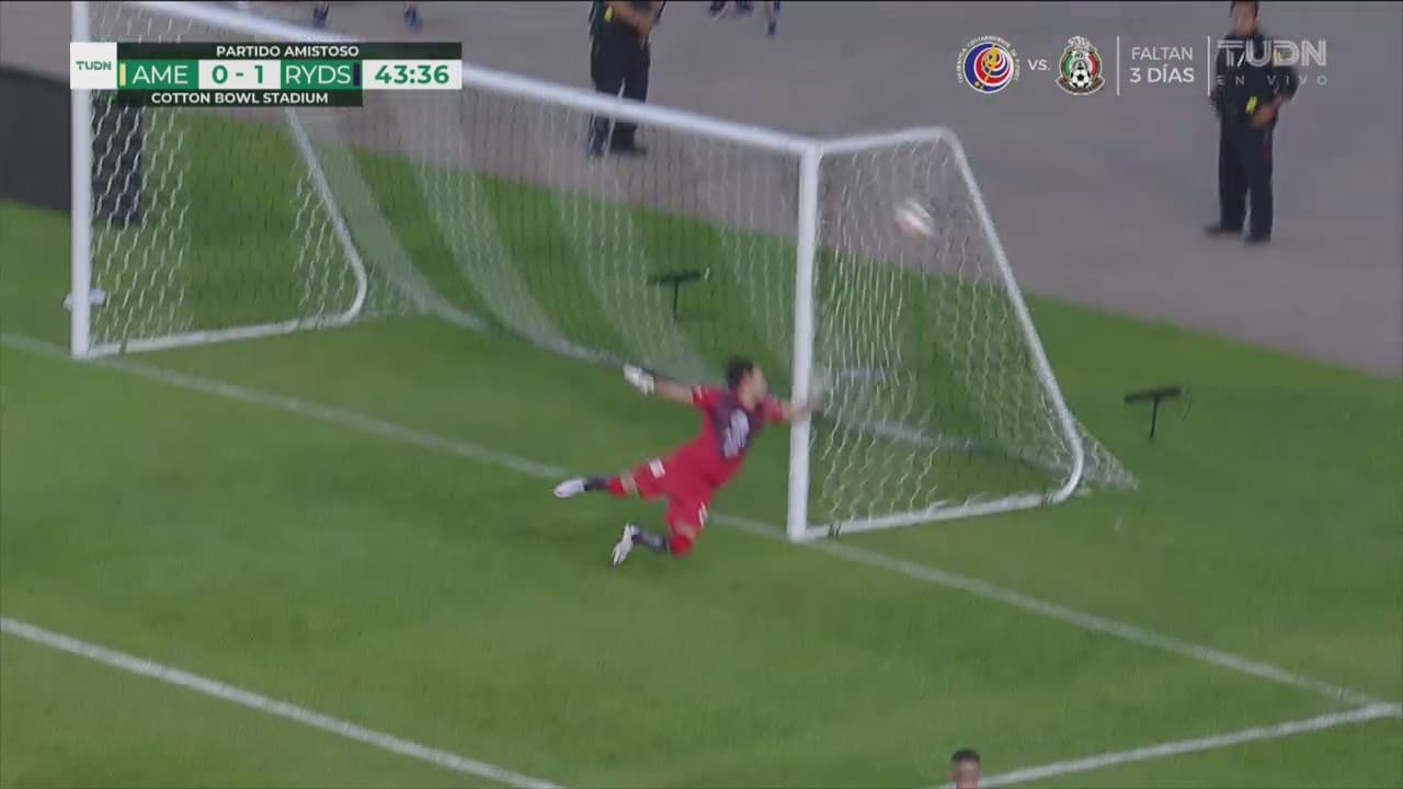 ¡Cerca Rayados! Ake Loba centra y Dorlan Pabón amenaza con un cañonazo