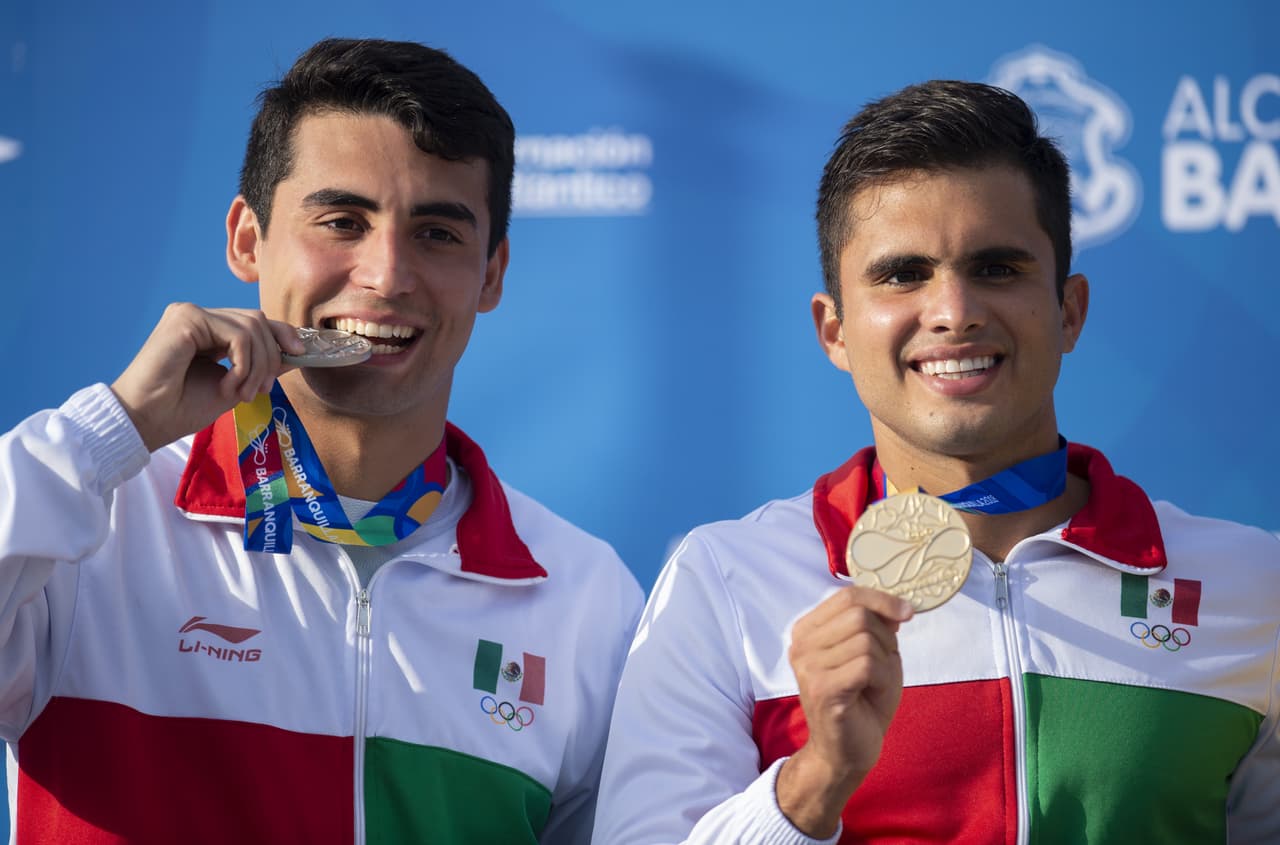 Los mexicanos Iván García y Andrés Villarreal ocuparon los dos primeros lugares en la plataforma 10m masculina. El bronce lo logró el colombiano Sebastián Villa.