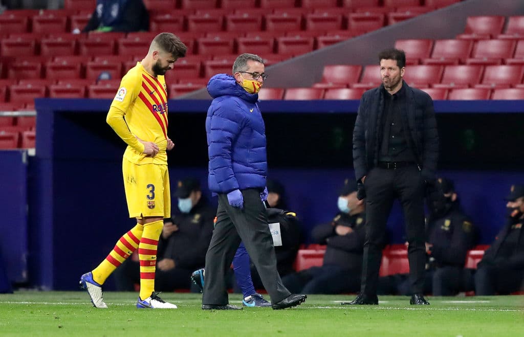 Barcelona reporta a Gerard Piqué con un esguince