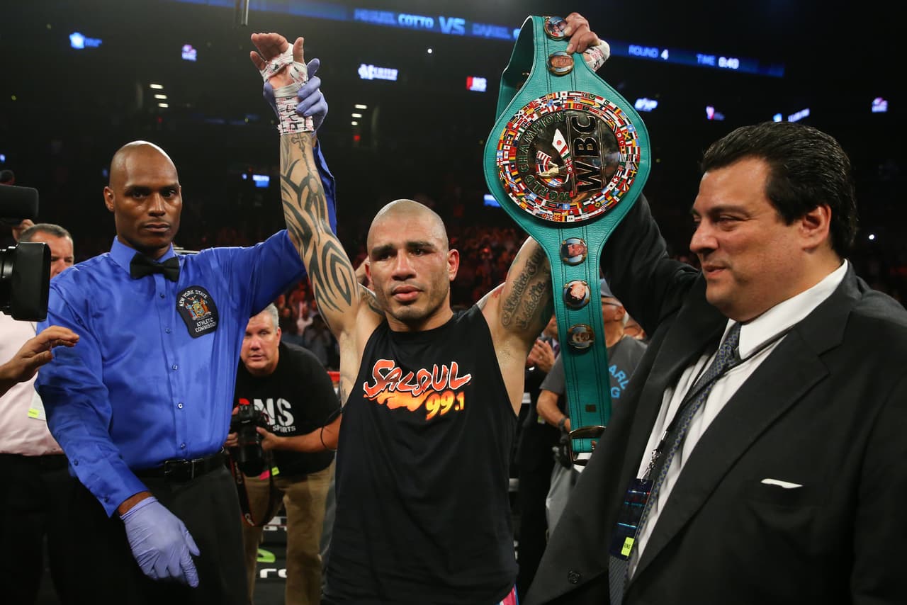 Fue la primera defensa del cinturón medio que realizó Miguel Cotto.