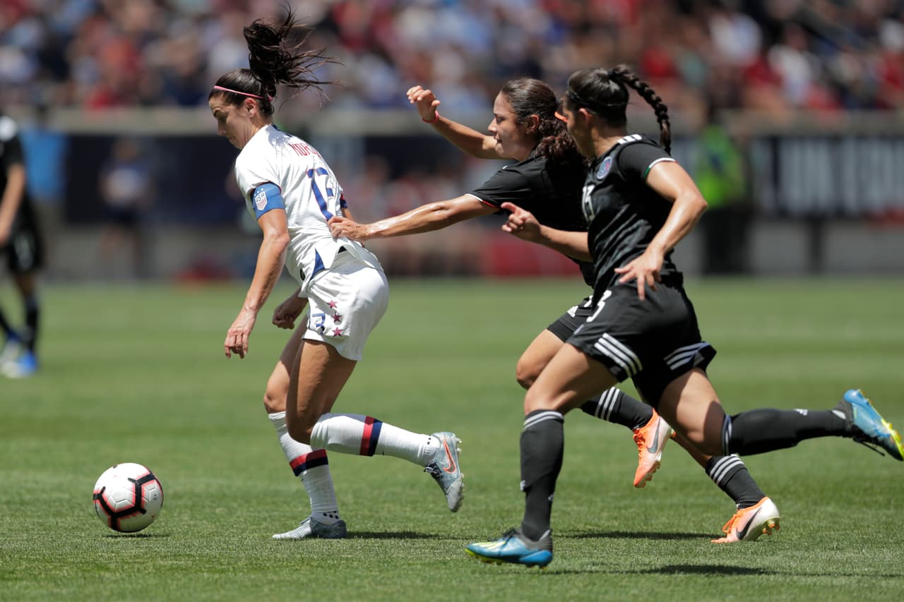 El Team USA femenino derrotó 3-0 a México en amistoso internacional en el Red Bull Arena de Nueva Jersey, en la que fue su sexta victoria consecutiva previo a su participación en el Mundial de Francia desde el 11 de junio.