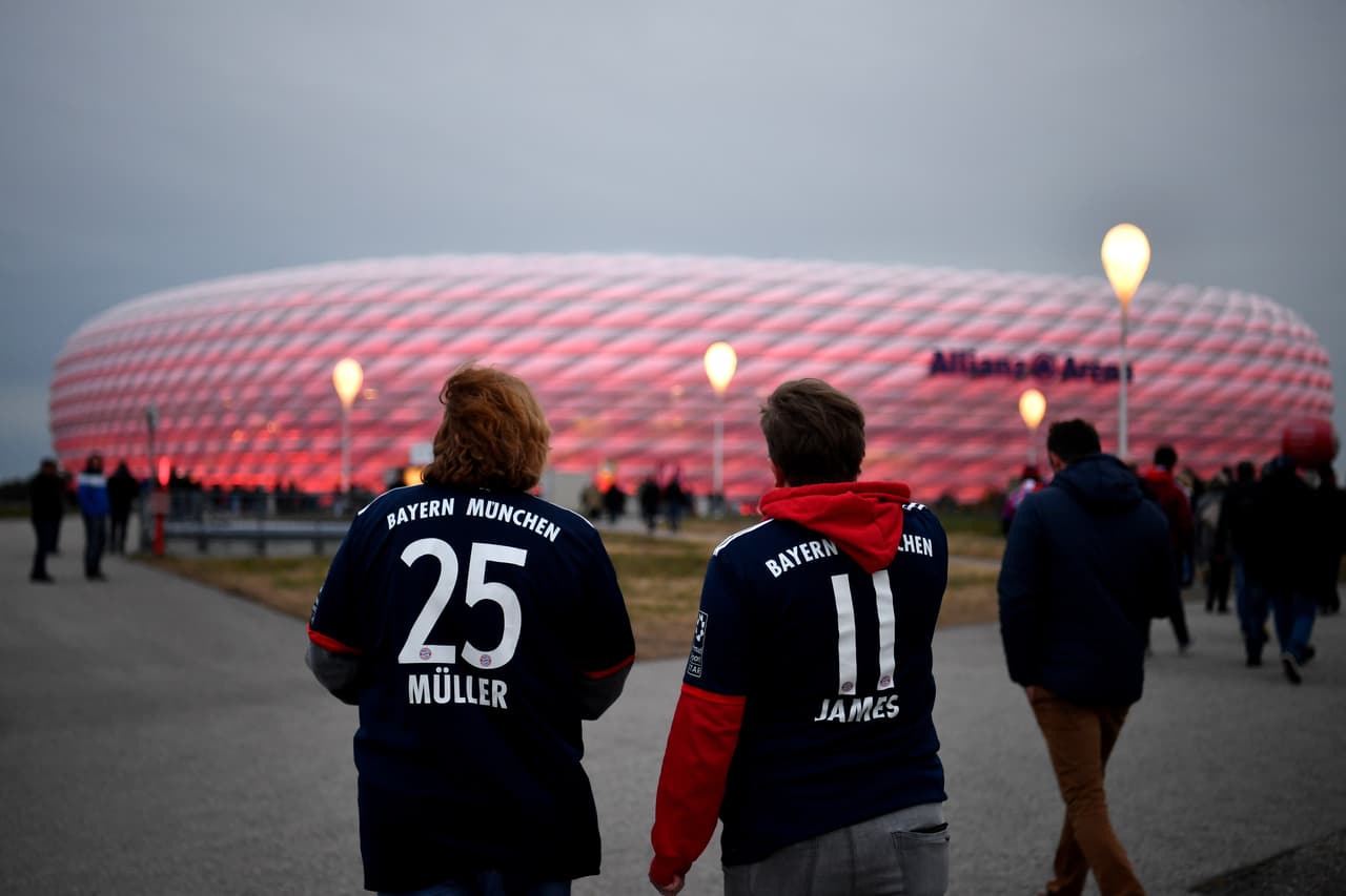 Miles de fanáticos alemanes llegaron hasta su segunda casa para apoyar al equipo bávaro en una nueva jornada de Champions.