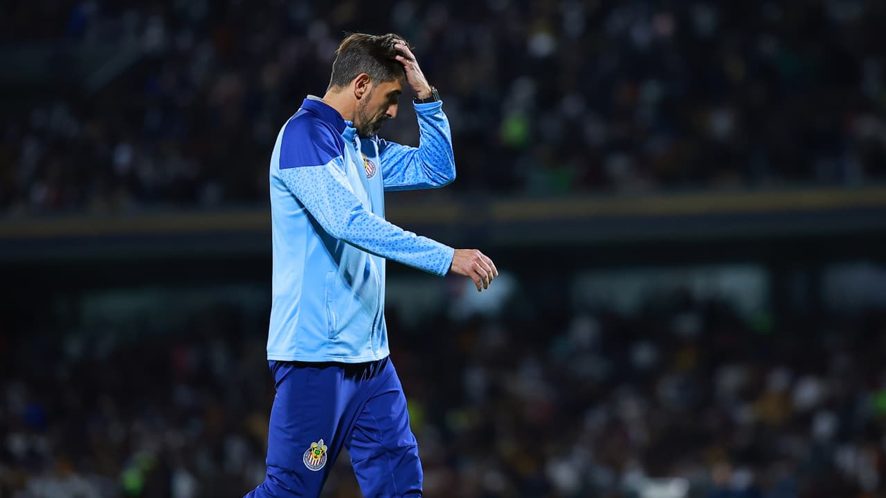 Paunovic se va de Chivas por diferencias sobre Alexis, Chicote y Pocho