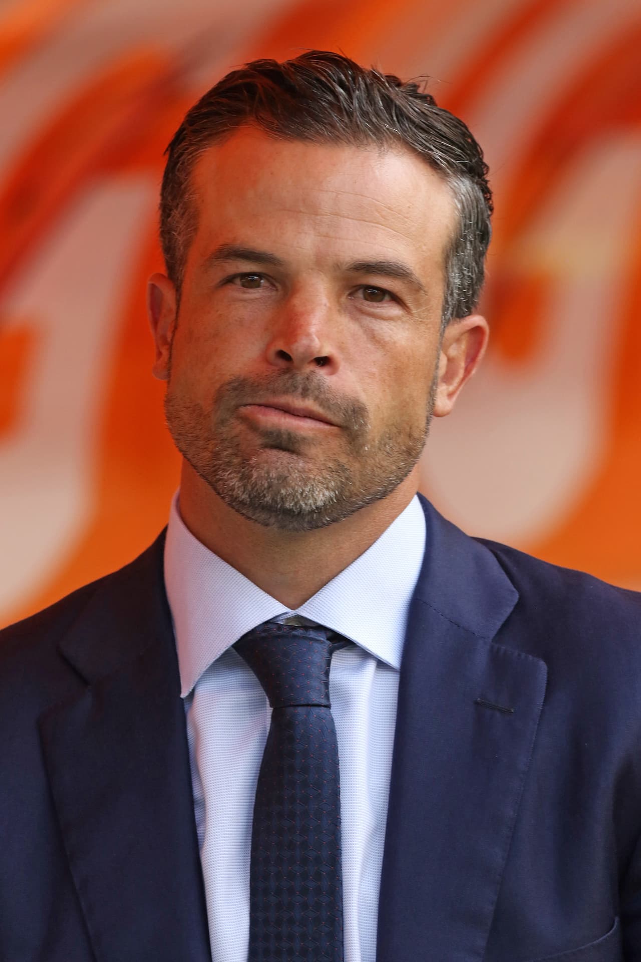 Rafa Puente Jr. sigue viviendo un cuento de hadas. Tras el ascenso de Lobos, gracias a esta victoria suman 14 puntos tras 10 encuentros disputados.