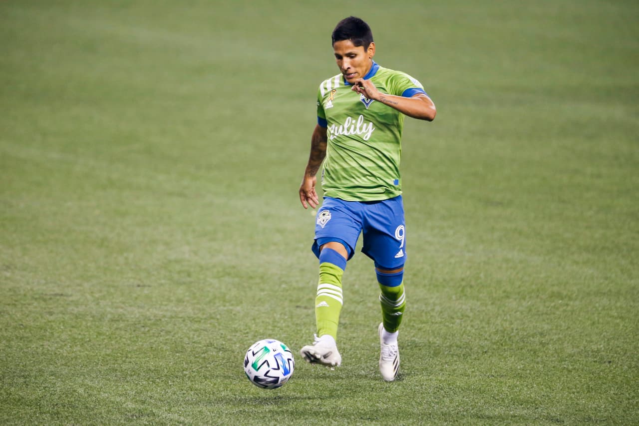 DELANTERO - Raúl Ruidíaz (Seattle Sounders FC)