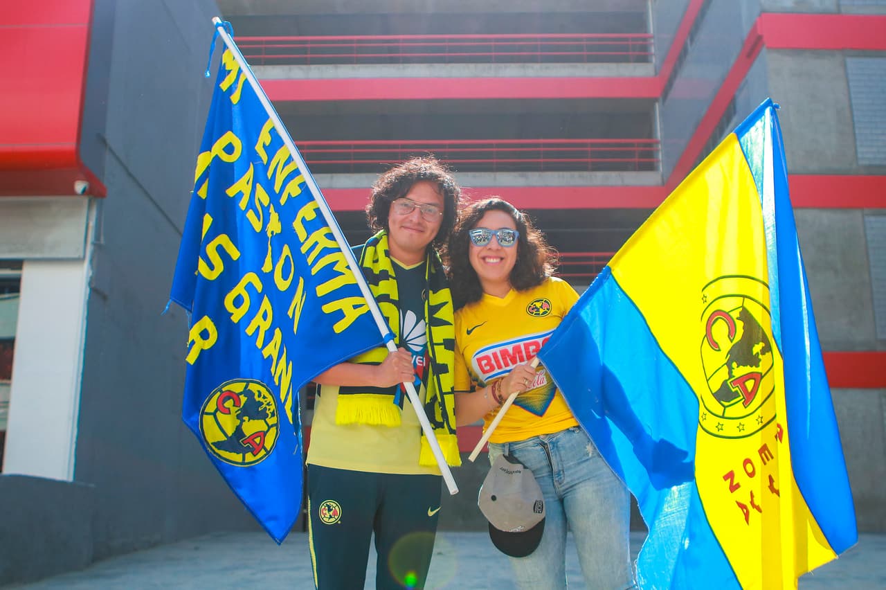 La alegría y el color de los hinchas de Toluca y América se tomaron el estadio Nemesio Diez en medio de la fiesta de la Jornada 15 del Clausura 2019 en la Liga MX, en medio de la celebración del Mes del Niño.