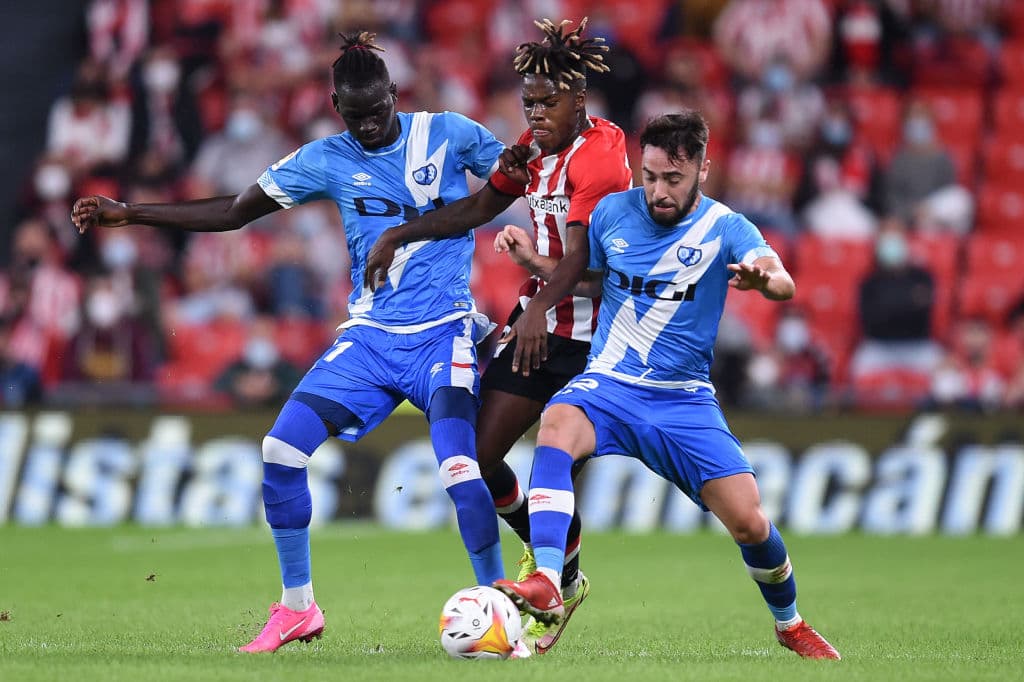 Álvaro García y Radamel Falcao son los encargados de anotar en la victoria 1-2 del Rayo Vallecano en su visita al Athletic de Bilbao.