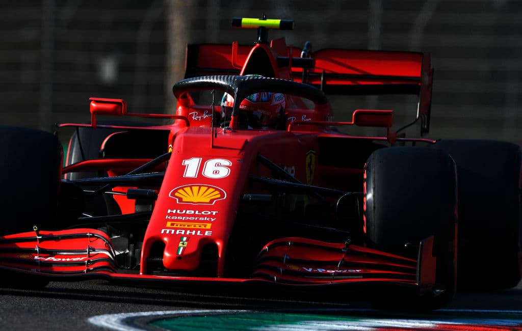 Leclerc | Bottas, Hamilton, Verstappen, Gasly, Ricciardo, Albon, Leclerc, Kvyat, Norris y Sainz, completan los primeros diez de la parrilla. Sergio Pérez iniciará como decimoprimero y su coequipero, Stroll, arrancará decimoquinto.