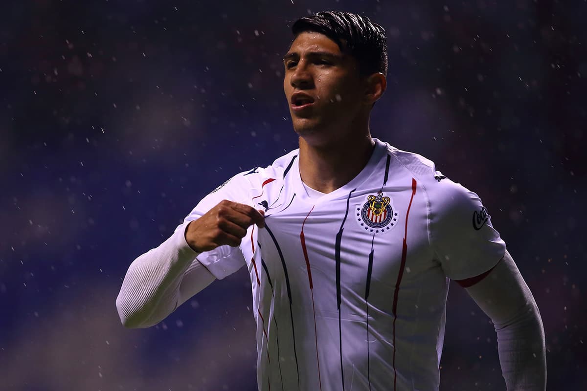 Apenas a los seis minutos, Alan Pulido hizo el primer gol para los dirigidos por José Saturnino Cardozo.