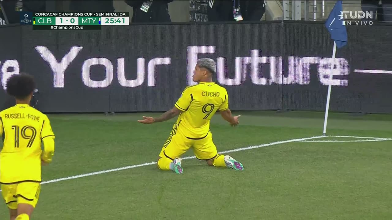 ¡Golazo del Crew! 'Cucho' Hernández define cruzado para firmar el 1-0