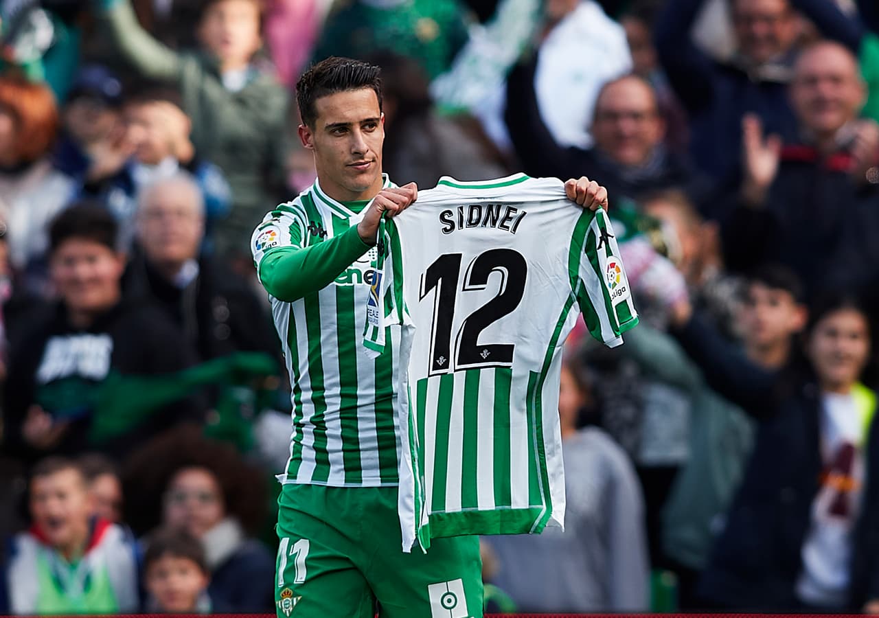 Sin embargo, el que comenzó arriba en el marcador fue Betis con gol de Cristian Tello al minuto 12 del primer tiempo.