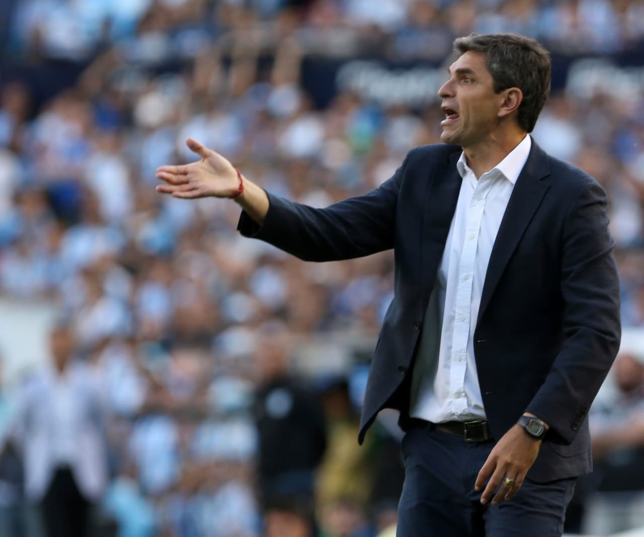 Mauricio Pellegrino abandona el banquillo del Alavés