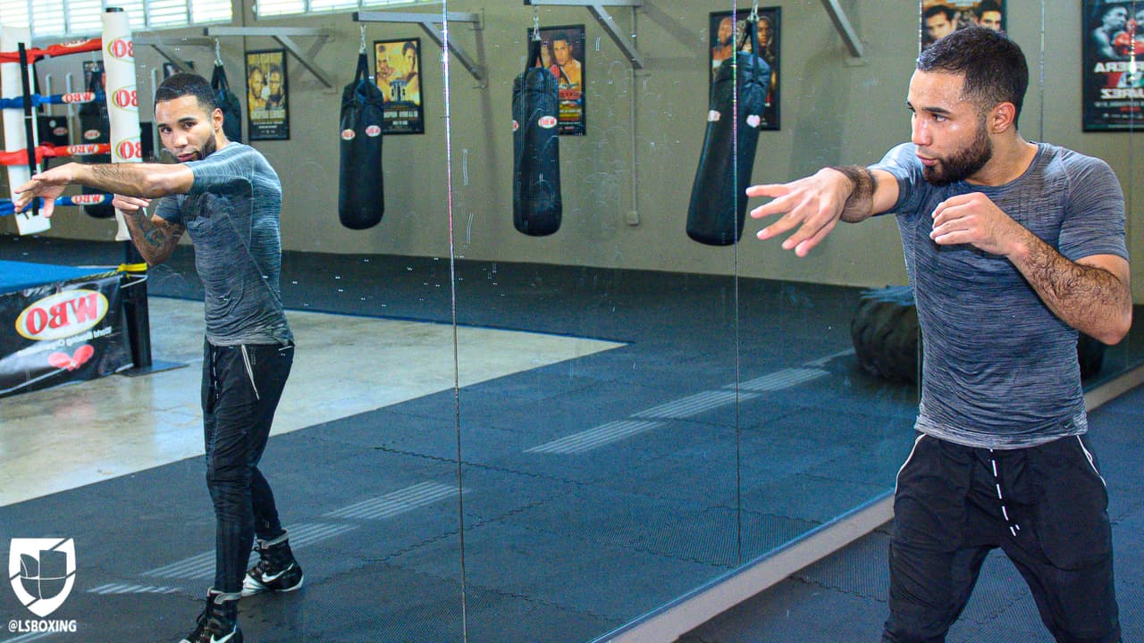 Luis 'Pantera' Nery promete ser el próximo gran campeón mexicano y planea atraer los reflectores en la cartelera protagonizada por Manny Pacquiao, su ídolo, y Keith Thurman.