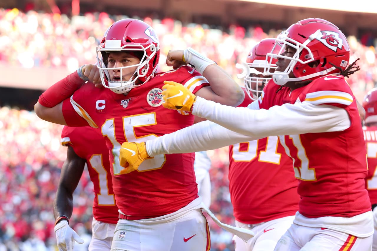 Patrick Mahomes lanzó 3 touchdowns y guía a los Chiefs a su tercer Super Bowl en la historia de la NFL.