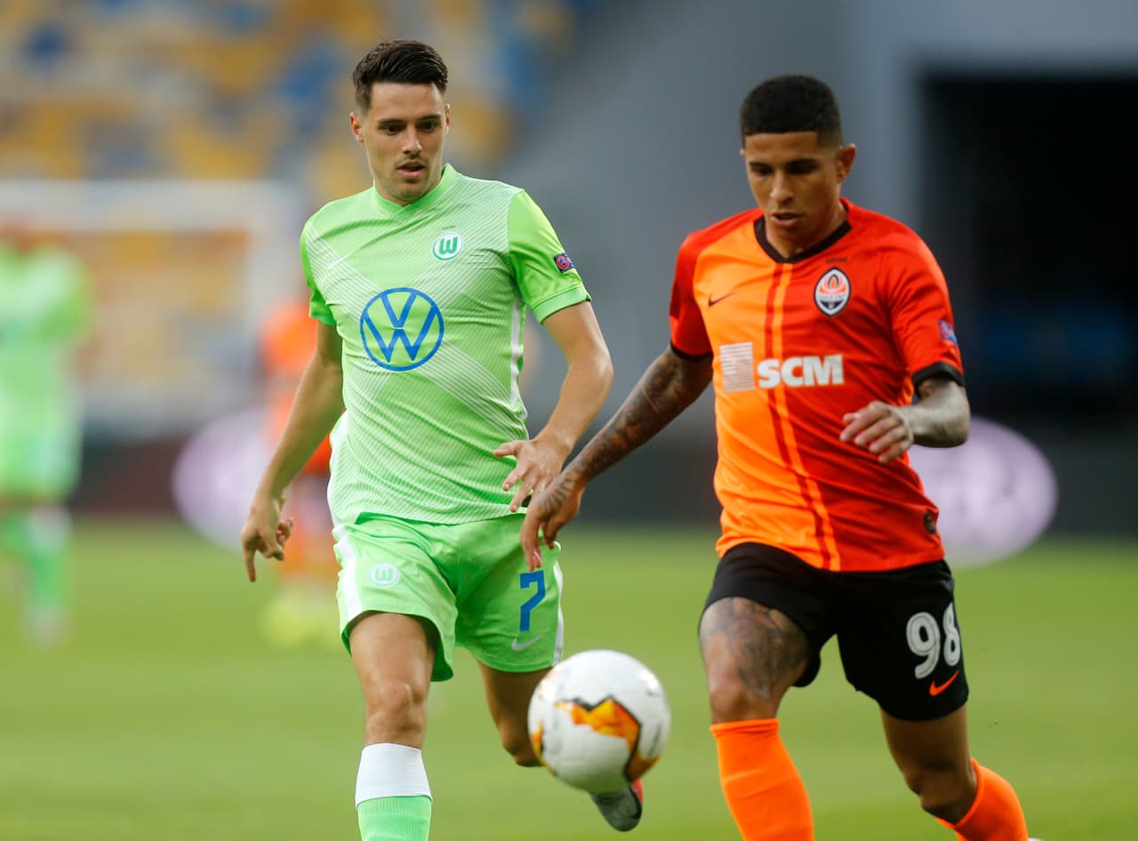 Un poste al 25’ evitaba que los Shakhtar se pusiera al frente. Parecía que el conjunto ucraniano buscaba sellar su pase a la siguiente ronda.