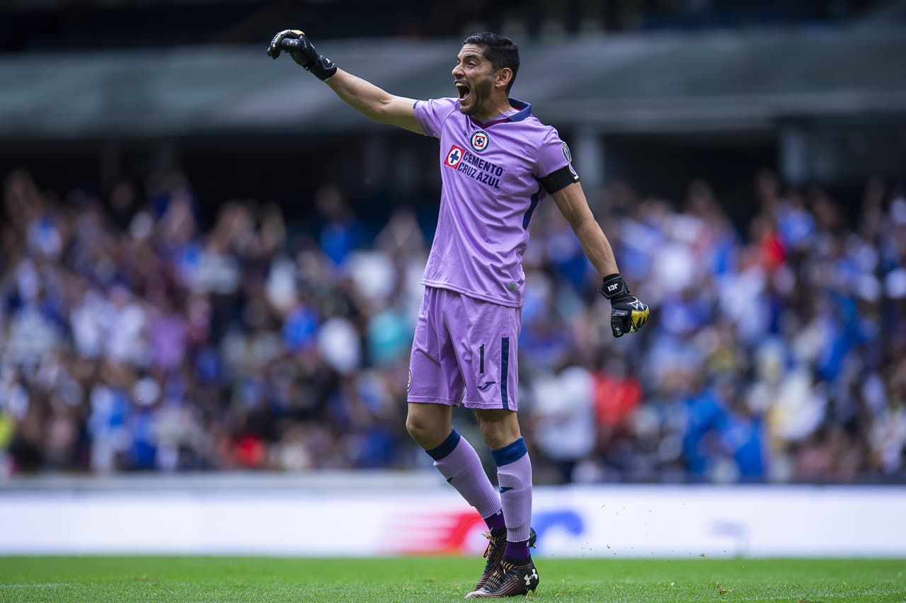 Cruz Azul logró un importante triunfo ante Mazatlán y se mantiene en la pelea por un boleto al Repechaje del Apertura 2022.