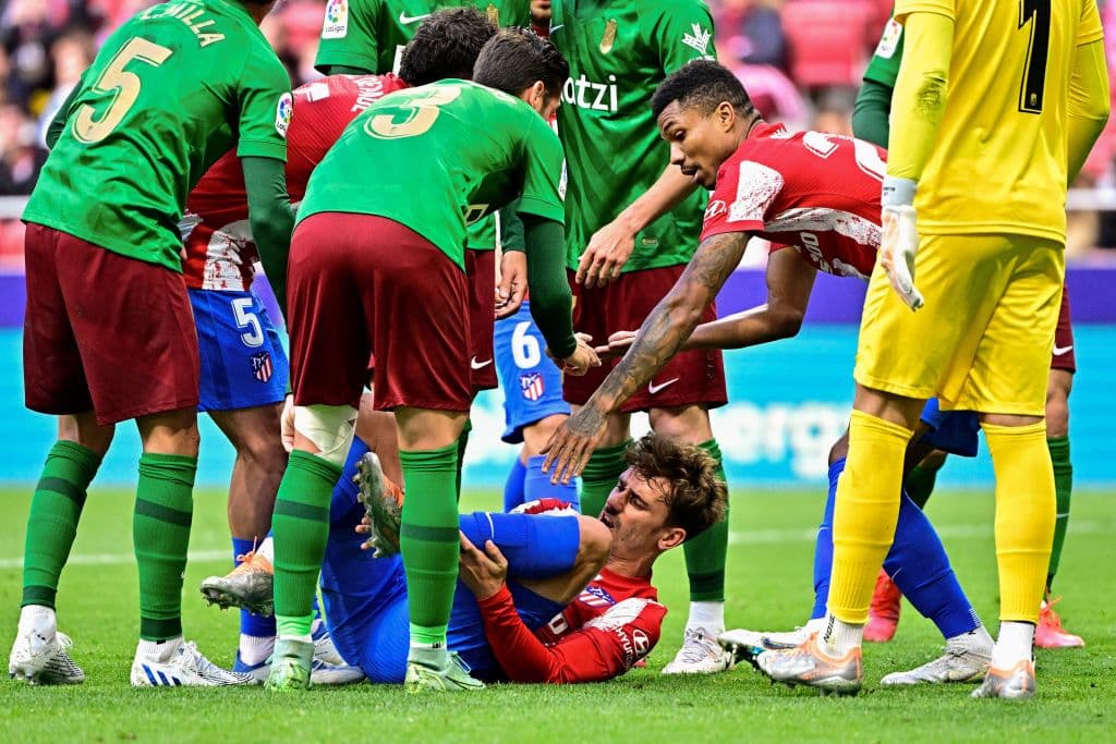 El Celta de Vigo, con Néstor Araújo, perdió en casa con Getafe, mientras que el Atlético de Madrid empató ante Granada. En los colchoneros fue baja el mexicano Héctor Herrera, mientras que en los de Vigo no jugó Orbelín Pineda.
<br>