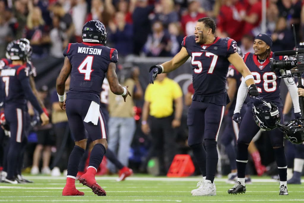Deshaun Watson despertó en la segunda mitad y logran remontar una desventaja de 16 puntos y ganar el partido en los tiempos extra.