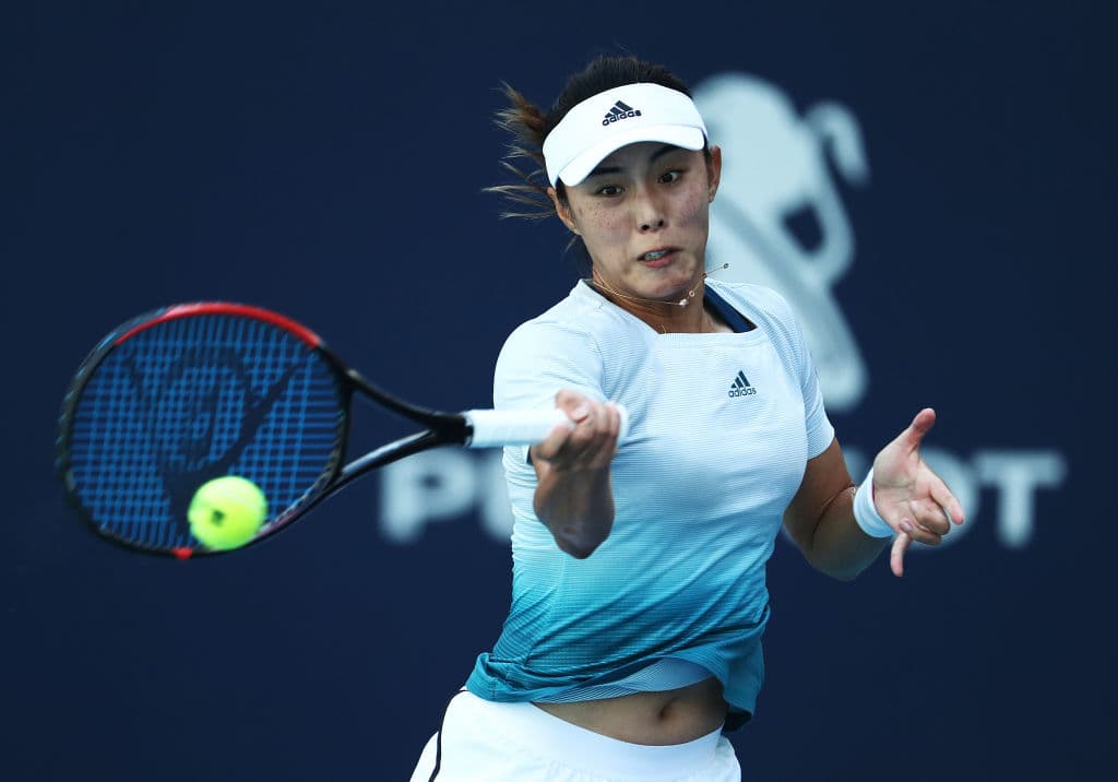 La china Qiang Wang se midió a la rumana Simona Halep en el día 10 de actividad del Miami Open que tiene como sede el Hard Rock Stadium.