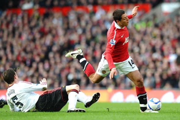 Javier Chicharito' Hernández fue titular y disputó 75 minutos, en los que estuvo cerca de lograr un segundo gol para su equipo.