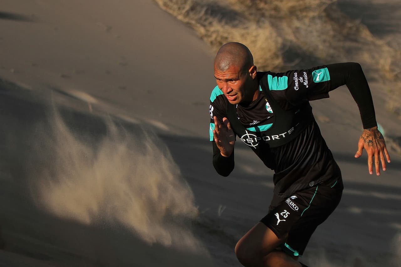 Chatón Enríquez ficha con el Salamanca de la Segunda División de España 