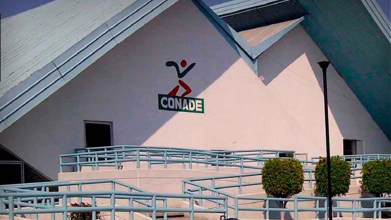 Presidente de México investigará posible corrupción en CONADE