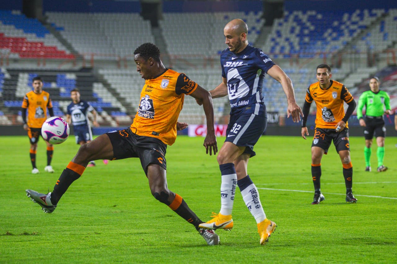 Con goles de Juan Pablo Vigón y Erick Aguirre, Pumas y pachuca no se pueden quedar con la victoria y se conforman con un punto.