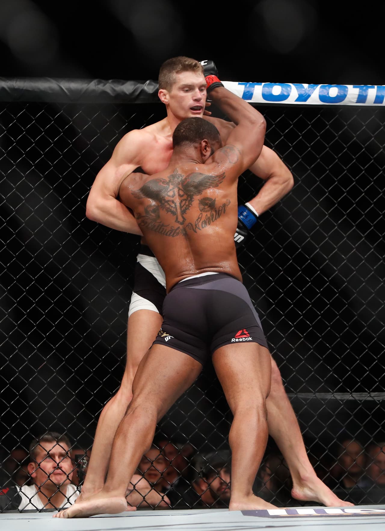 El estilo de karate de Stephen Thompson no fue suficiente para arrebatarle el cetro welter a Tyron Woodley.