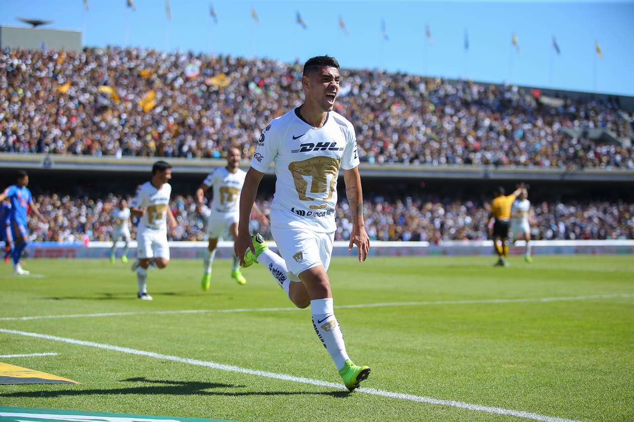 <b>Felipe Mora</b>. El delantero chileno de los Pumas anotó siete goles en temporada regular y dos a Tigres en Cuartos de Final, una aportación vital para que los azul y oro estén entre los cuatro mejores.