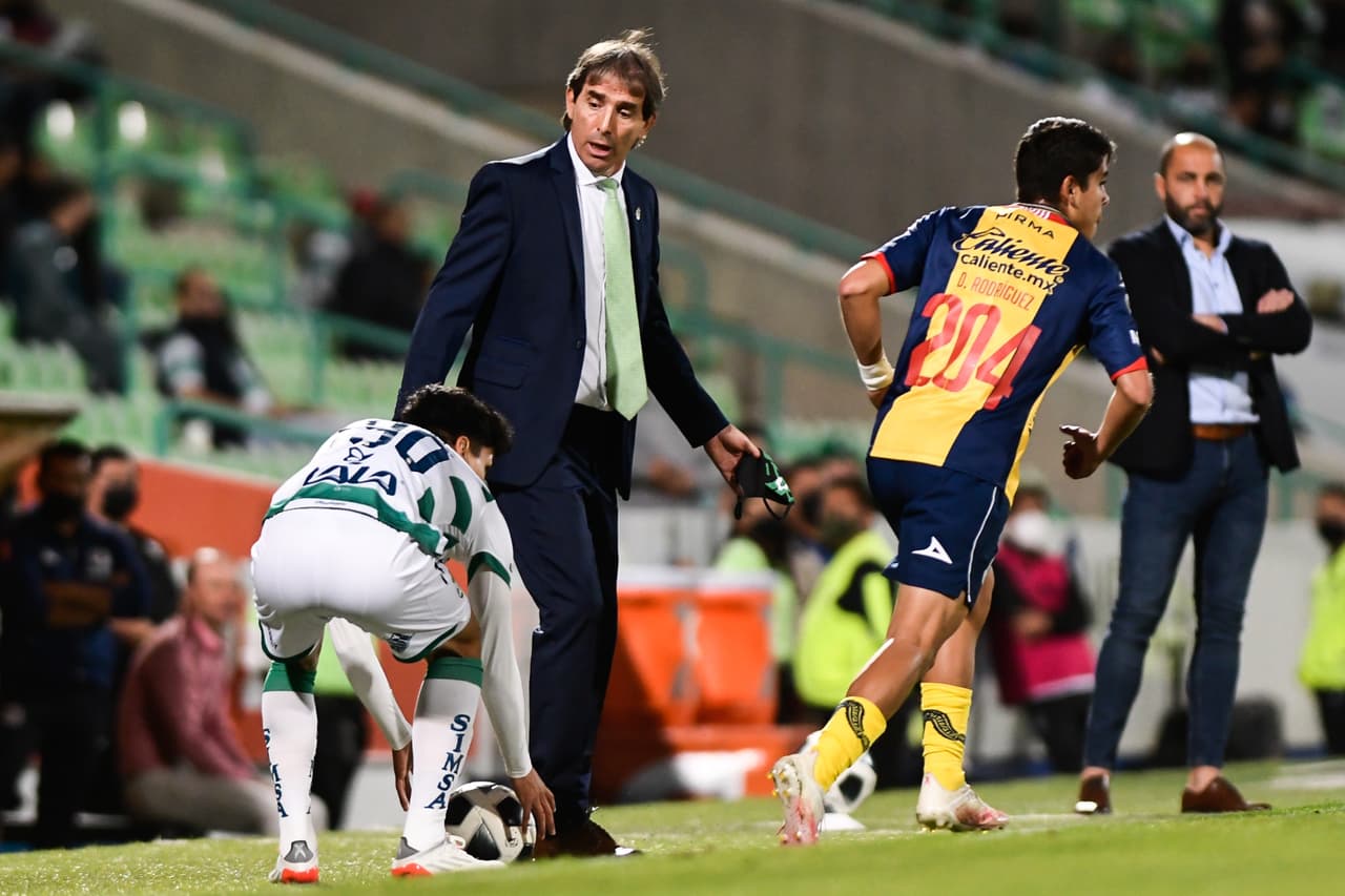 Las modificiones del estratega uruguayo se notaron y Jeraldino, quien entró desde la banca, marcó el segundo.