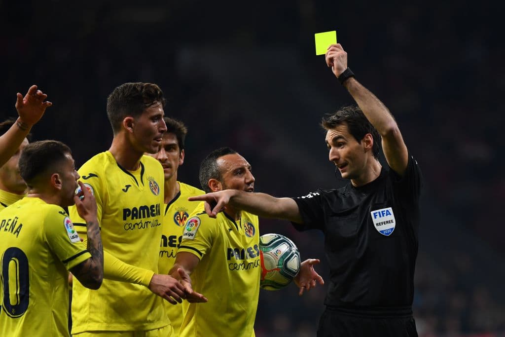 A pesar de que el Atleti ha estado colocando más centros en el área, el Villarreal fue muy claro desde el inicio y consigue ir arriba en el marcador.