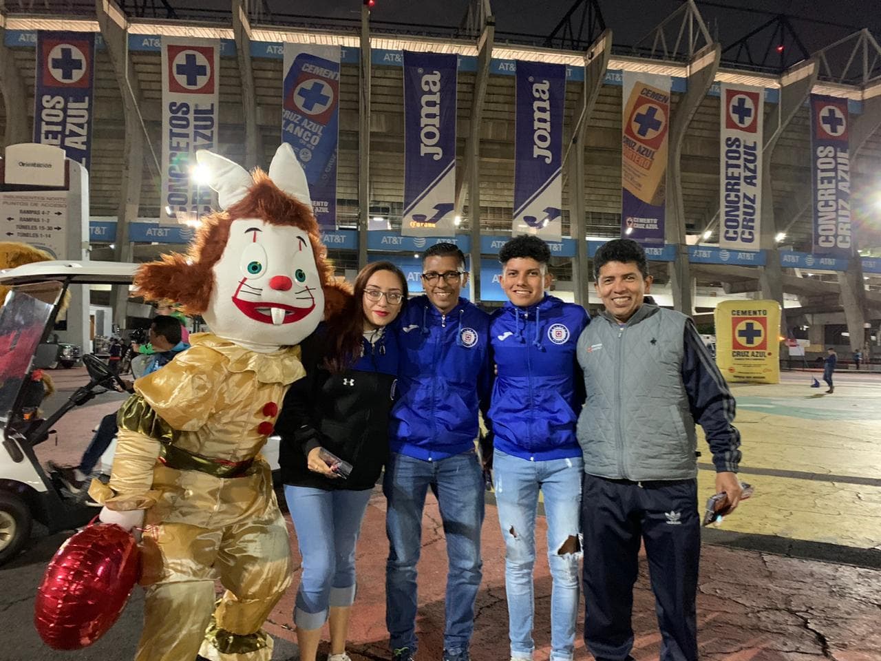 Todo listo para cerrar la Jornada 16 de la Liga MX entre Celestes y la Fiera en el Estadio Azteca.