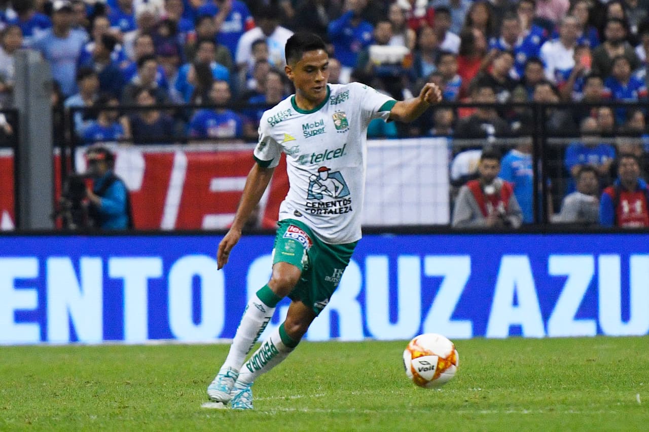 <b>Volante:</b> Jorge Díaz (León, -2)