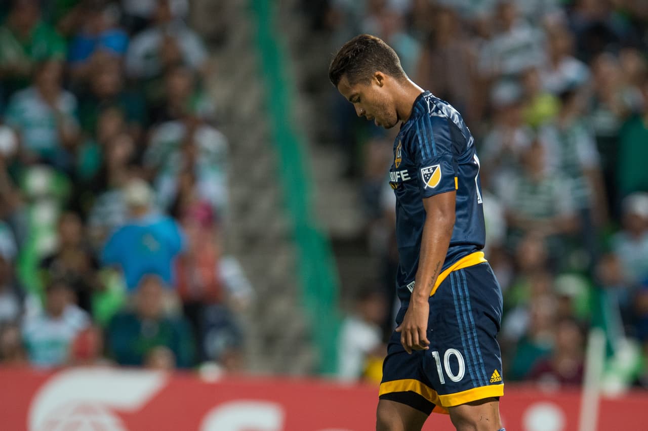 Sin embargo, el rendimiento fue bajando desde el 2016 y en el 2018 su contrato no fue renovado quedando como jugador libre, situación que ayudó a que ahora se sume al América.