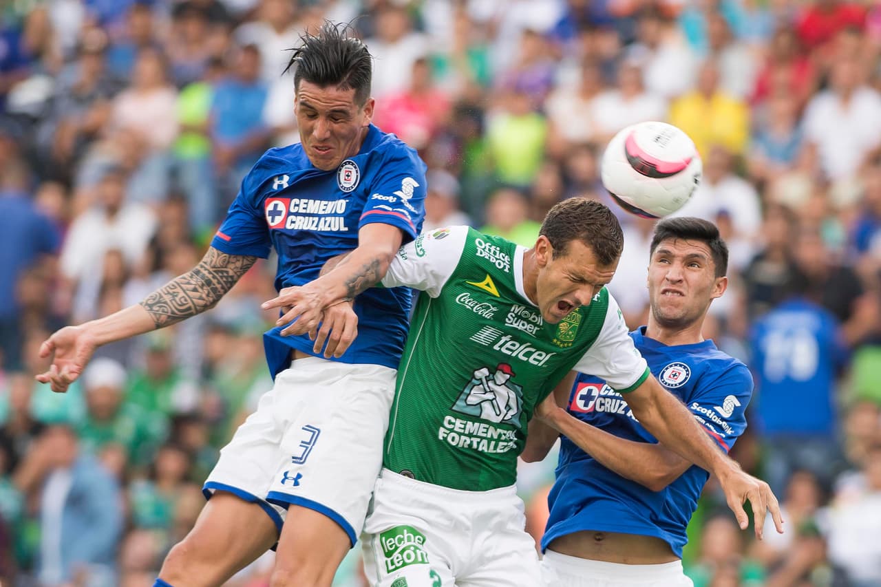 Tercera fecha: Cruz Azul igualó 2-2 contra León, que de visitante sumó ahí su primer punto en el torneo.