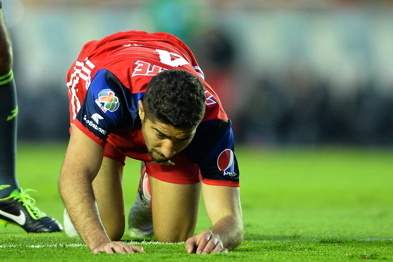 Jair Pereira, Chivas.- El jugador del Rebaño Sagrado fue amonestado y segudnso después expulsado del partido entre Chivas y León en el estadio Omnilife.