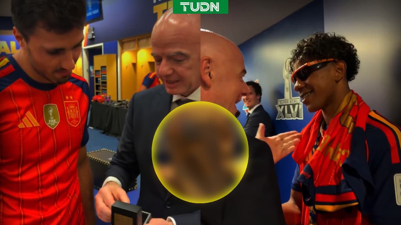 El exubertante regalo de Infantino a los campeones del mundo
