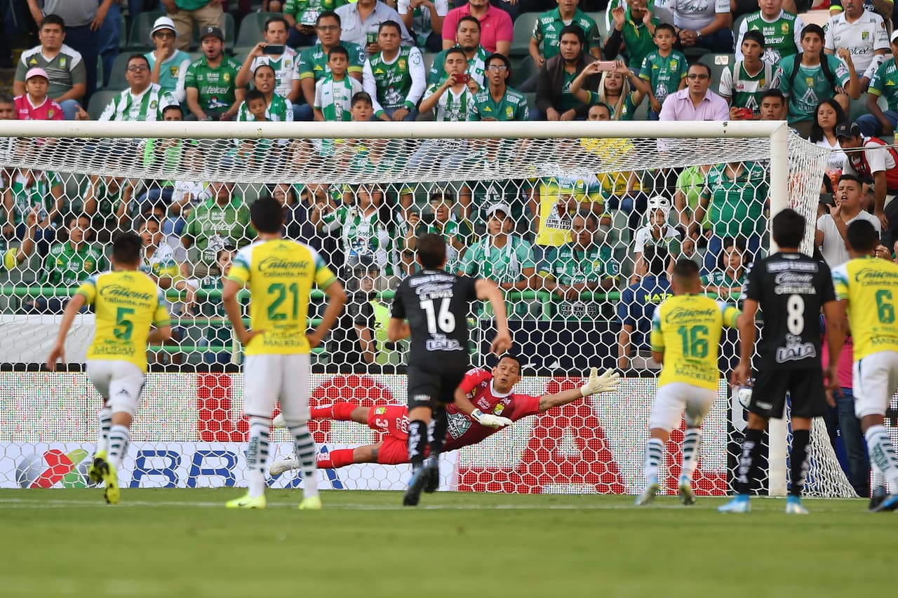 Con goles de Macías, Mena, Furch y Castillo, León y Santos empataron en la Fecha 7 del Apertura 2019.