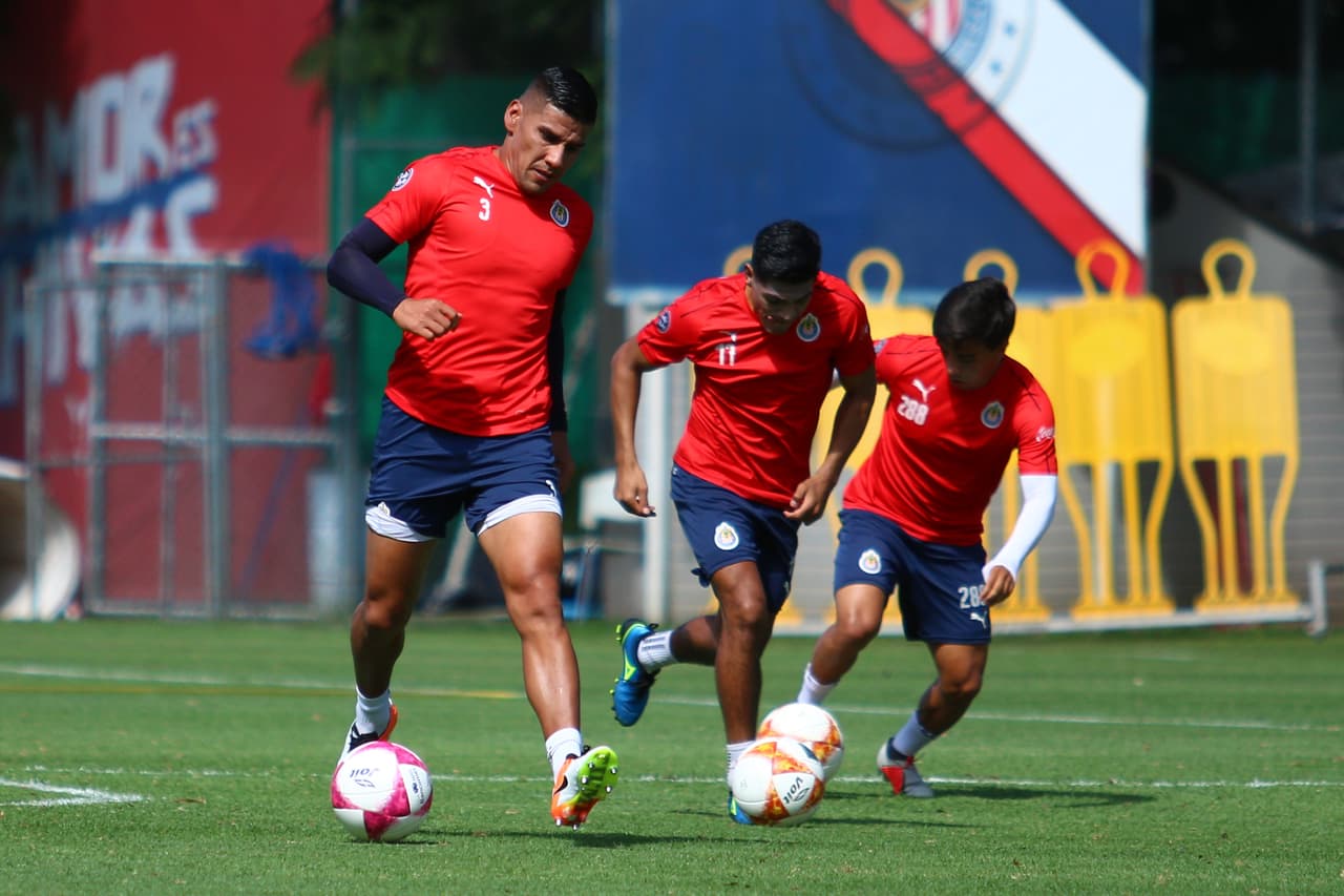 Chivas de Guadalajara sabe que este receso del Apertura 2018 en la Liga MX se convierte en una oportunidad para retomar el paso que lo lleve a la Liguilla con la idea de volver a pelear por el título.