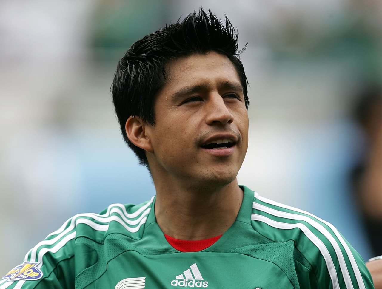 Ricardo Osorio, compañero de Pardo en Stuttgart de Alemania, también rechazó la convocatoria a Copa América de 2007 por el mismo motivo de sus colegas.